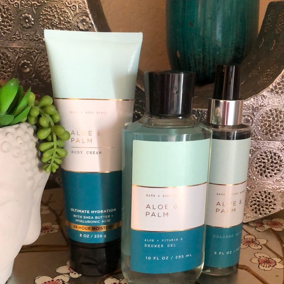 Bath & Body Works Grooming Bath And Body Works Aloe And Palm Gift